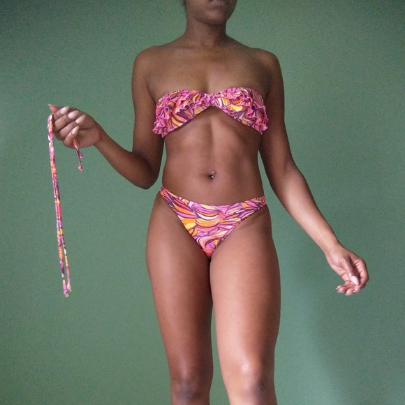 Women's h&m two piece pink swim set - Picture 4 of 5